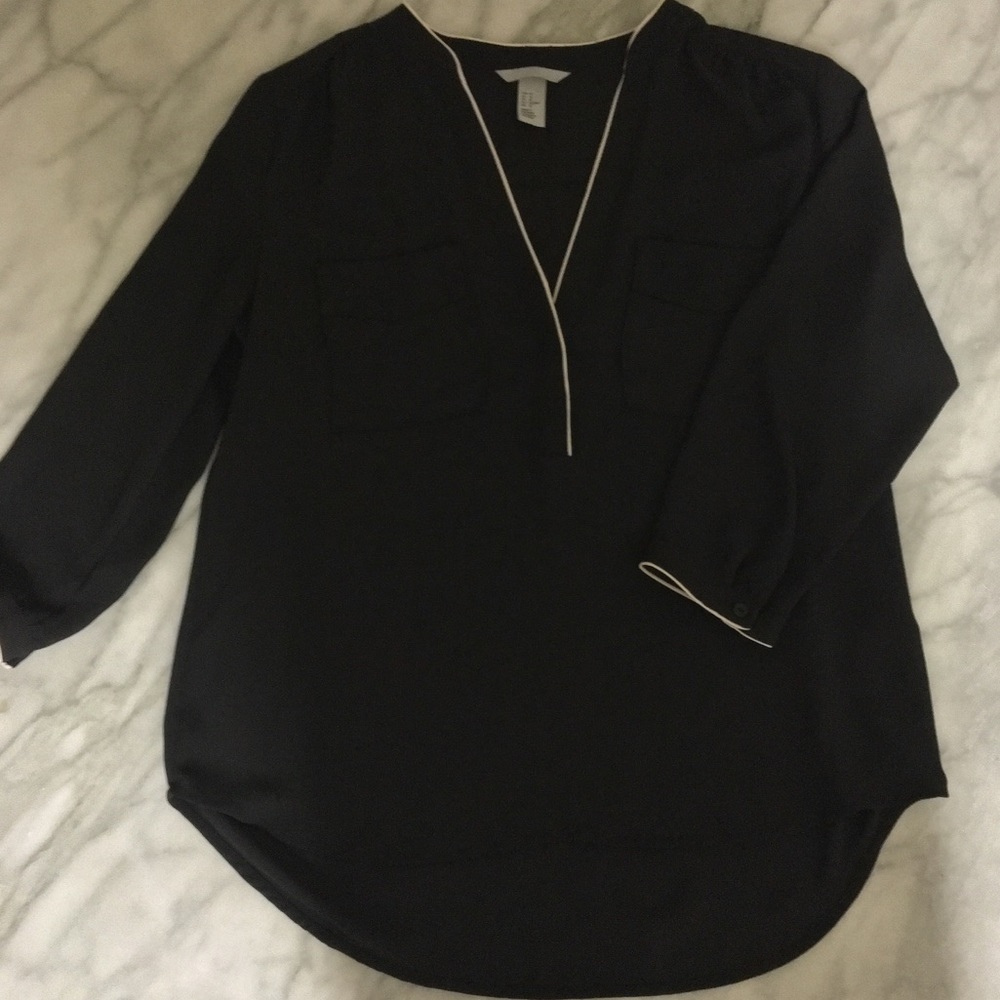 H&M women’s black blouse